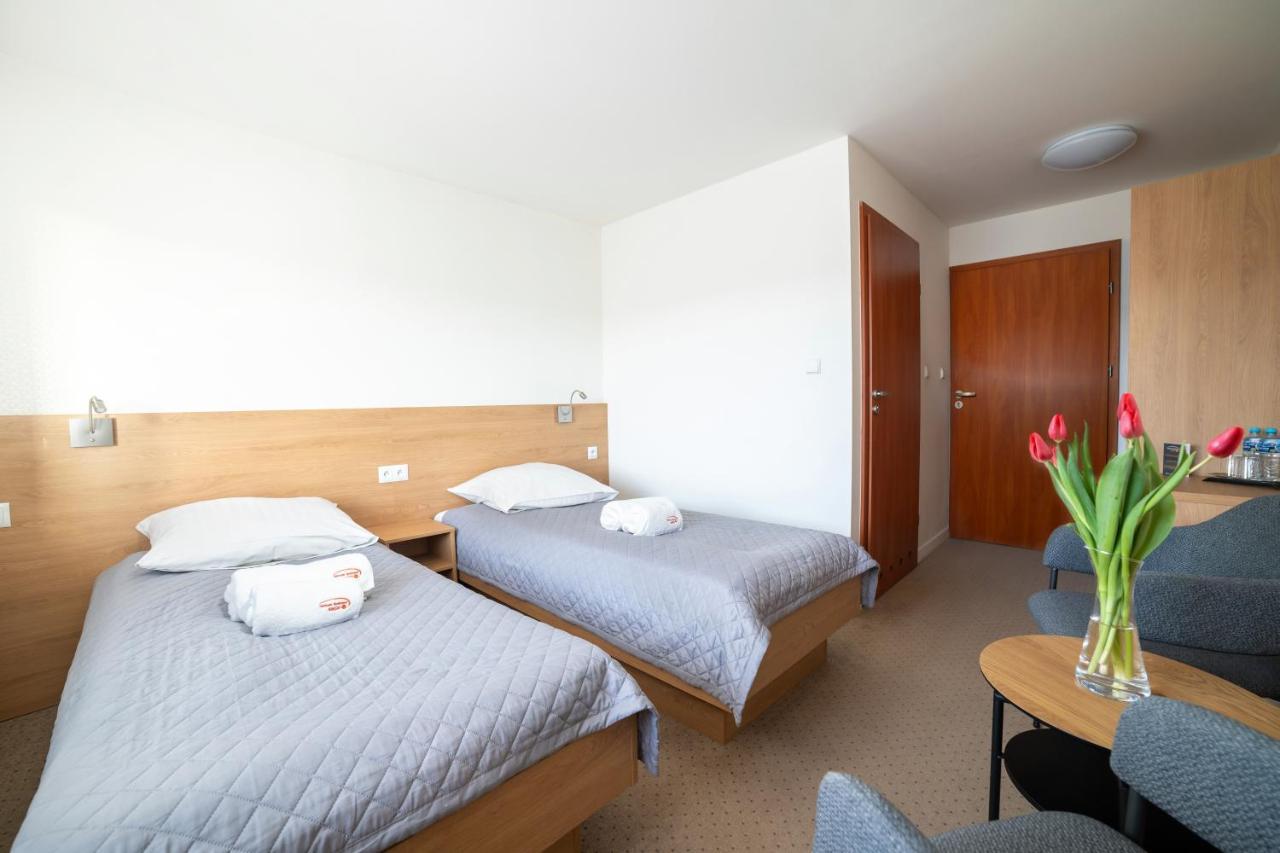 Hotel Angie Puszczykowo Kültér fotó